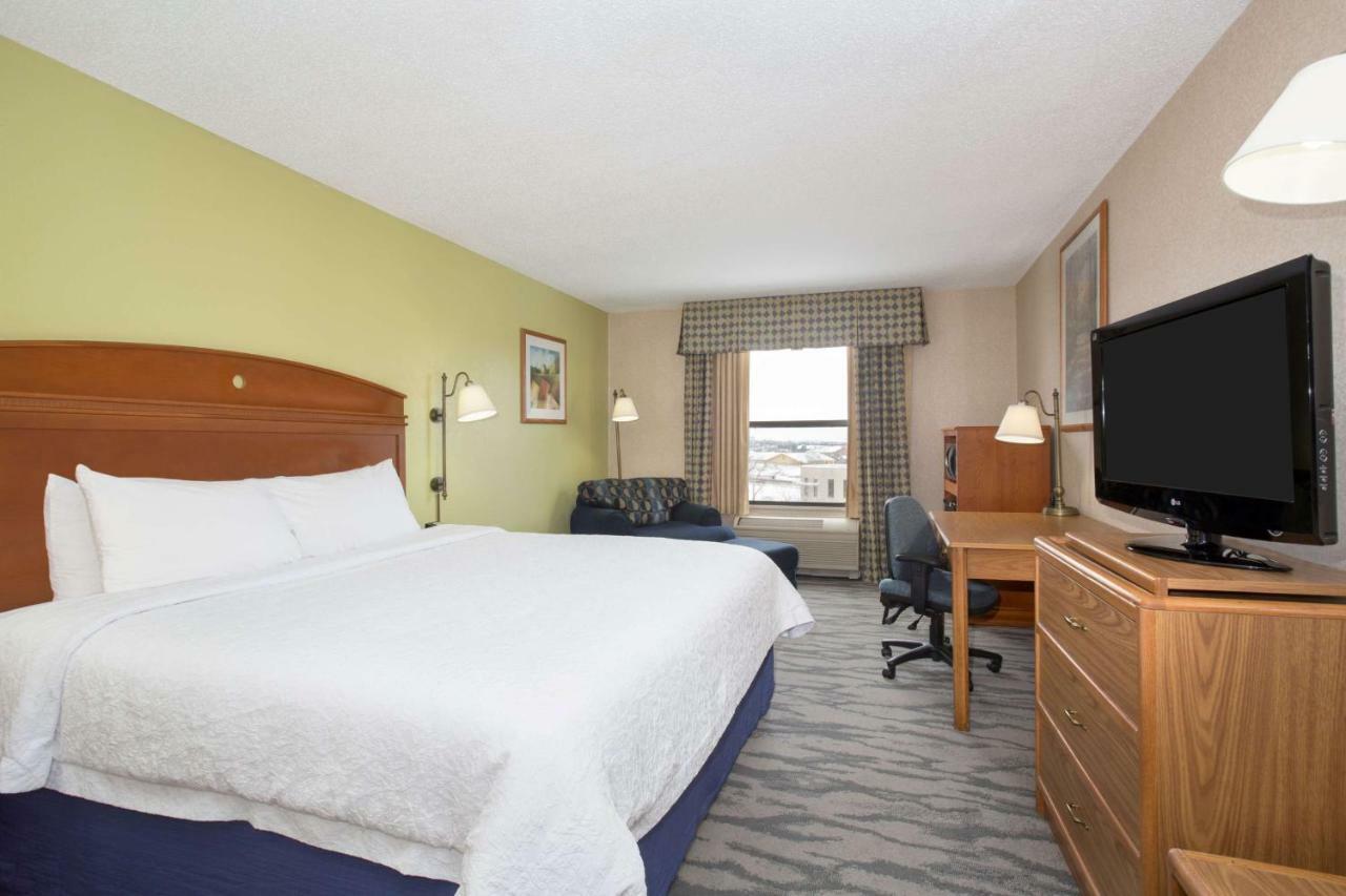 Baymont By Wyndham Thornton Hotel Exterior photo